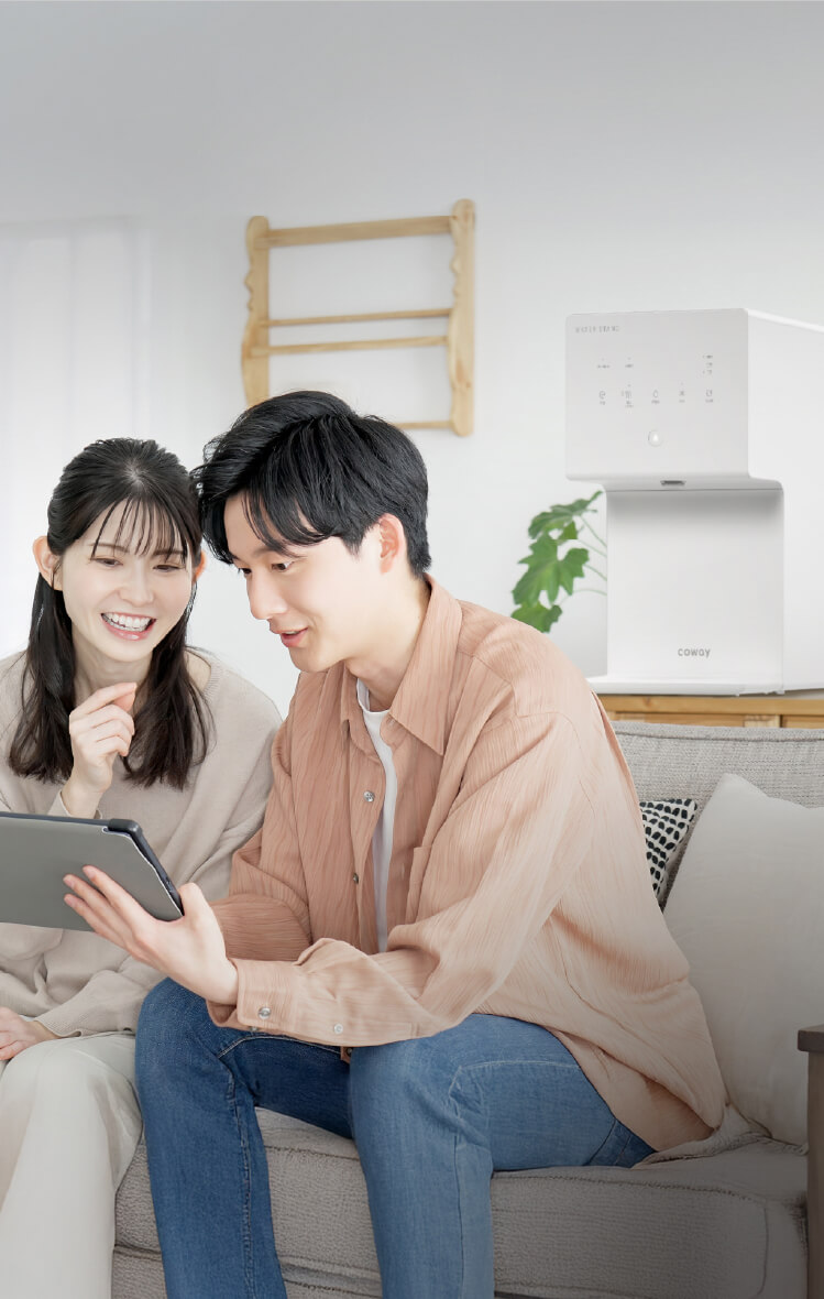 すぐそばにおいても問題ないことをあらわす写真