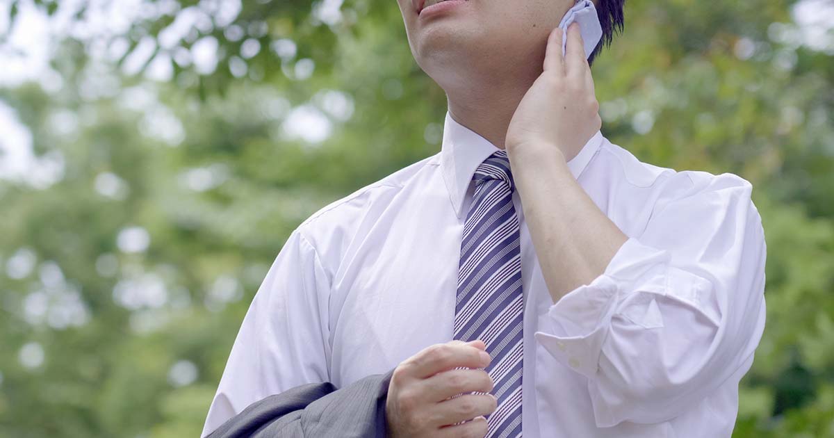 職場の熱中症対策とは?罰則付き!企業がすべきことと効果的な水分補給