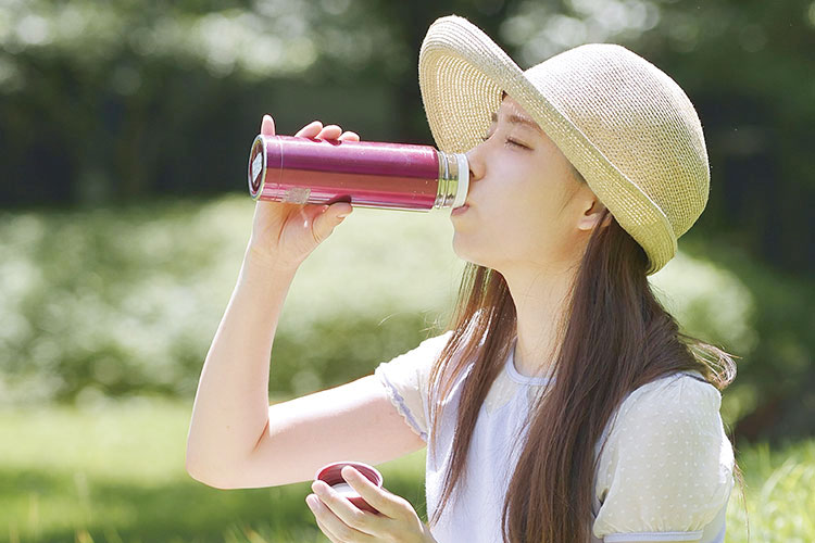 熱中症対策に効果的な水分の取り方と飲み物