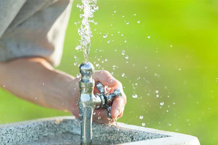 水道水が飲める国は世界でわずか9カ国！日本の水道水が安全な理由を解説 